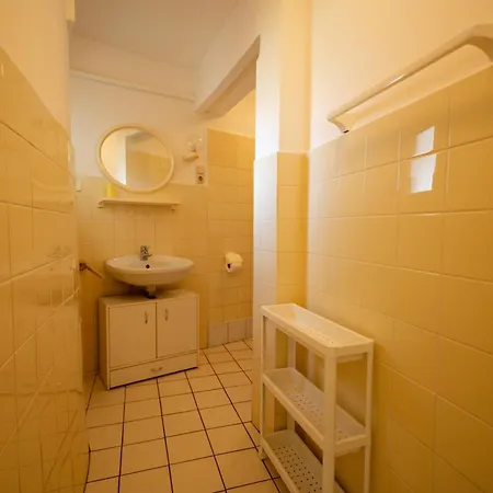 Haus Sonnenwinkel 1 Apartamento *